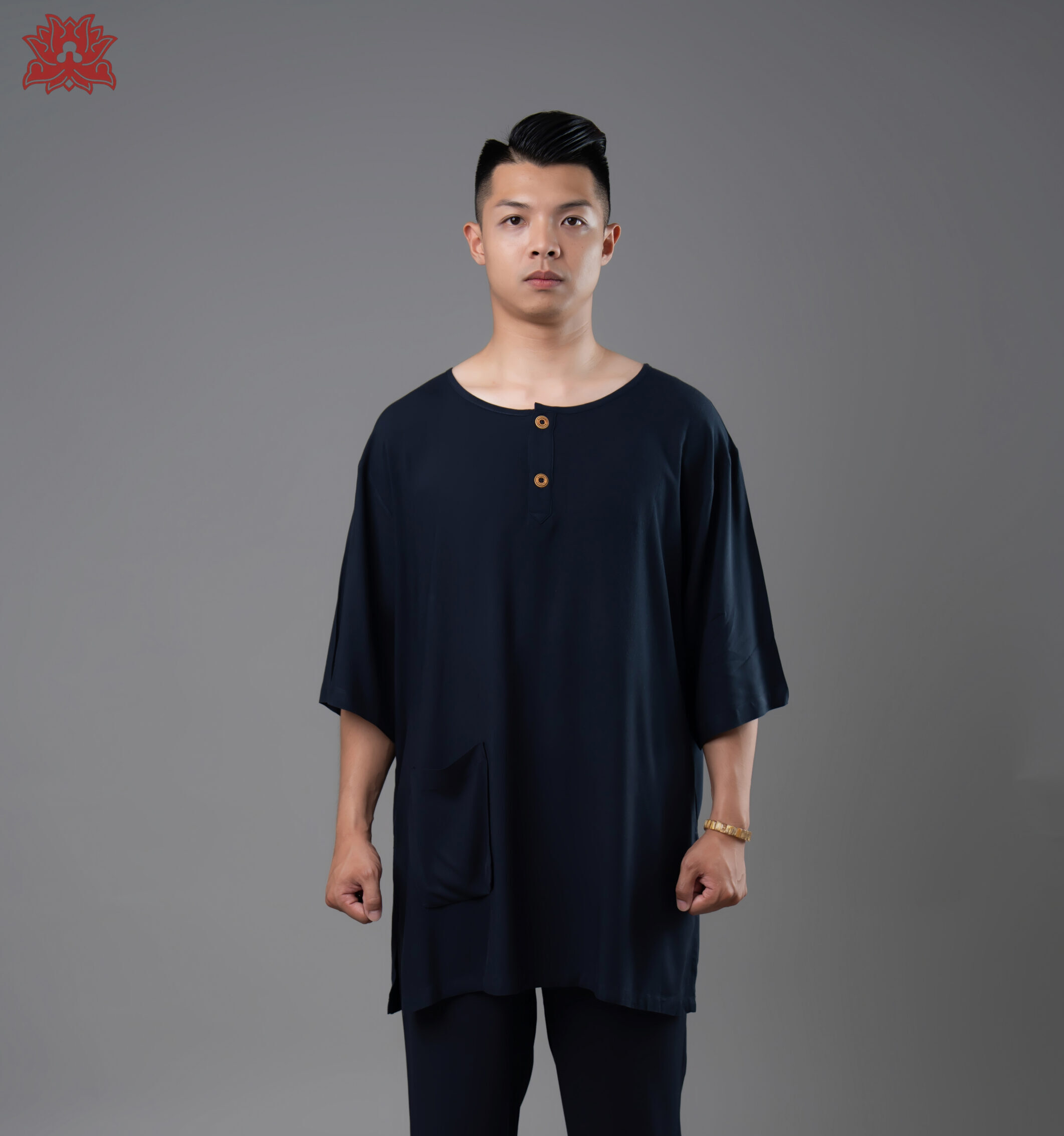 Áo nam cổ tròn tay