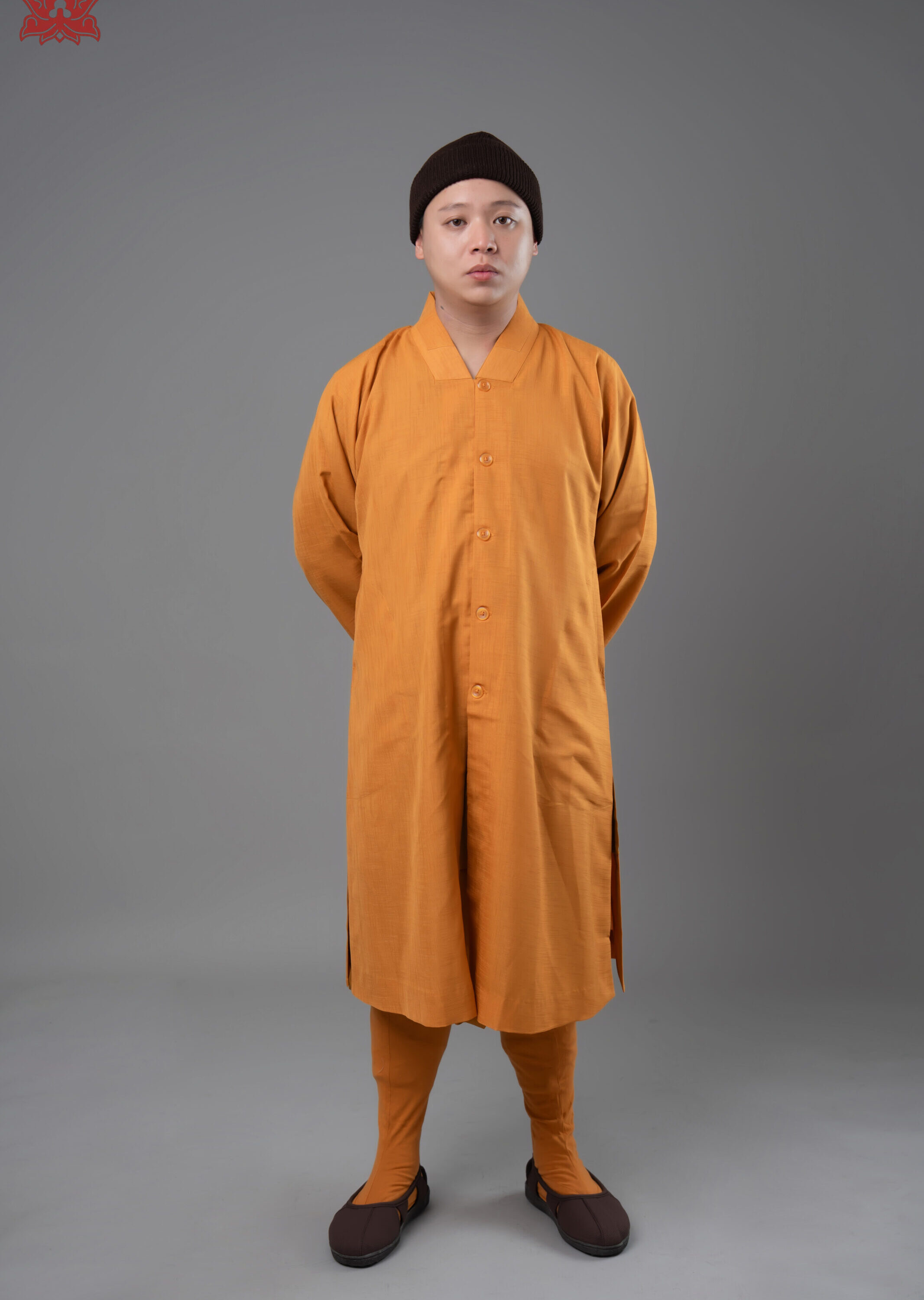 Khoác trung nút nhựa (vàng bò)