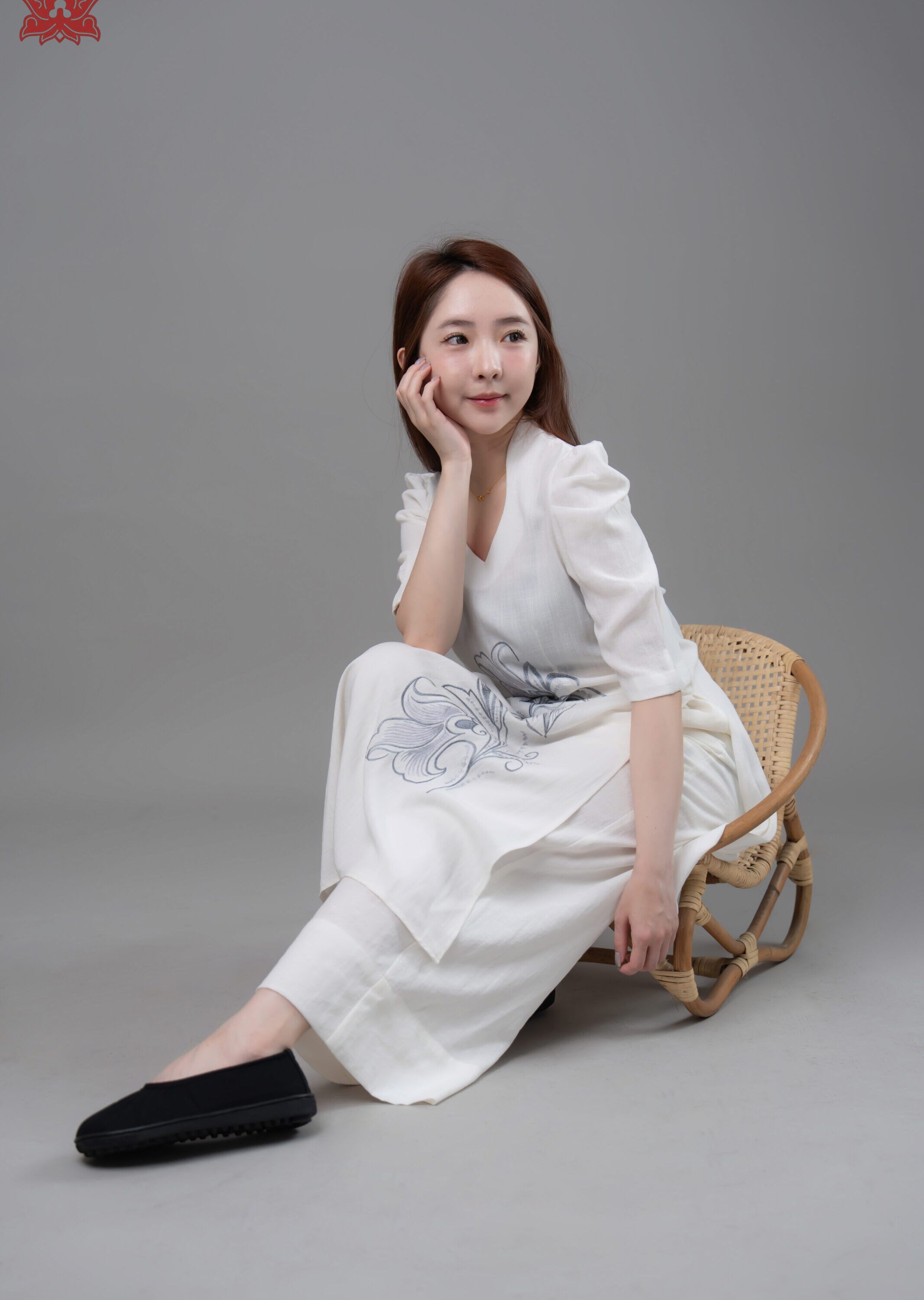 BỘ ĐẦM BÓ DỀ (TRẮNG)